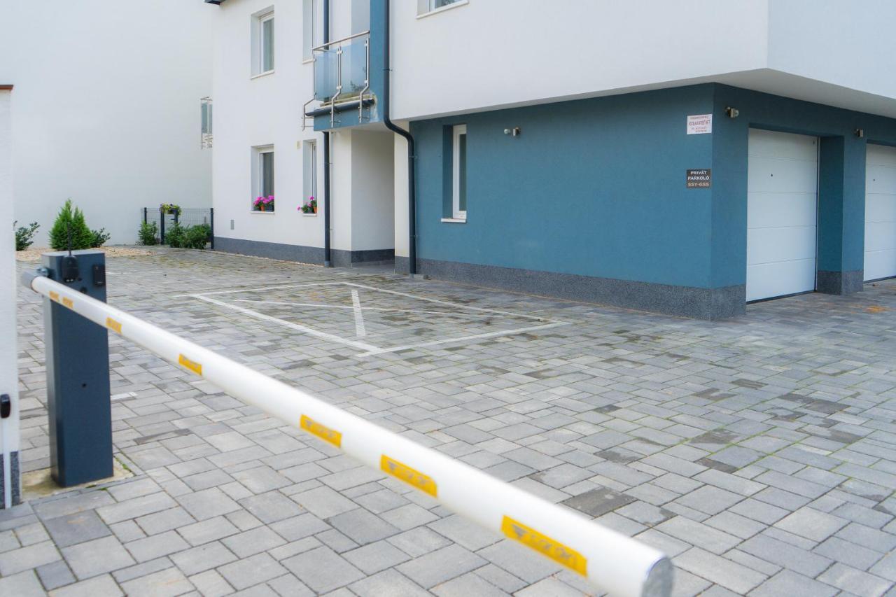 Harmony Apartments Sárvár Екстериор снимка