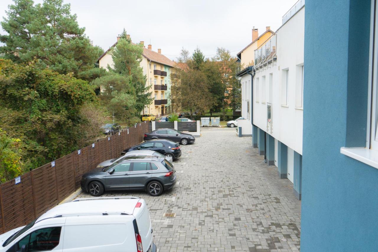 Harmony Apartments Sárvár Екстериор снимка