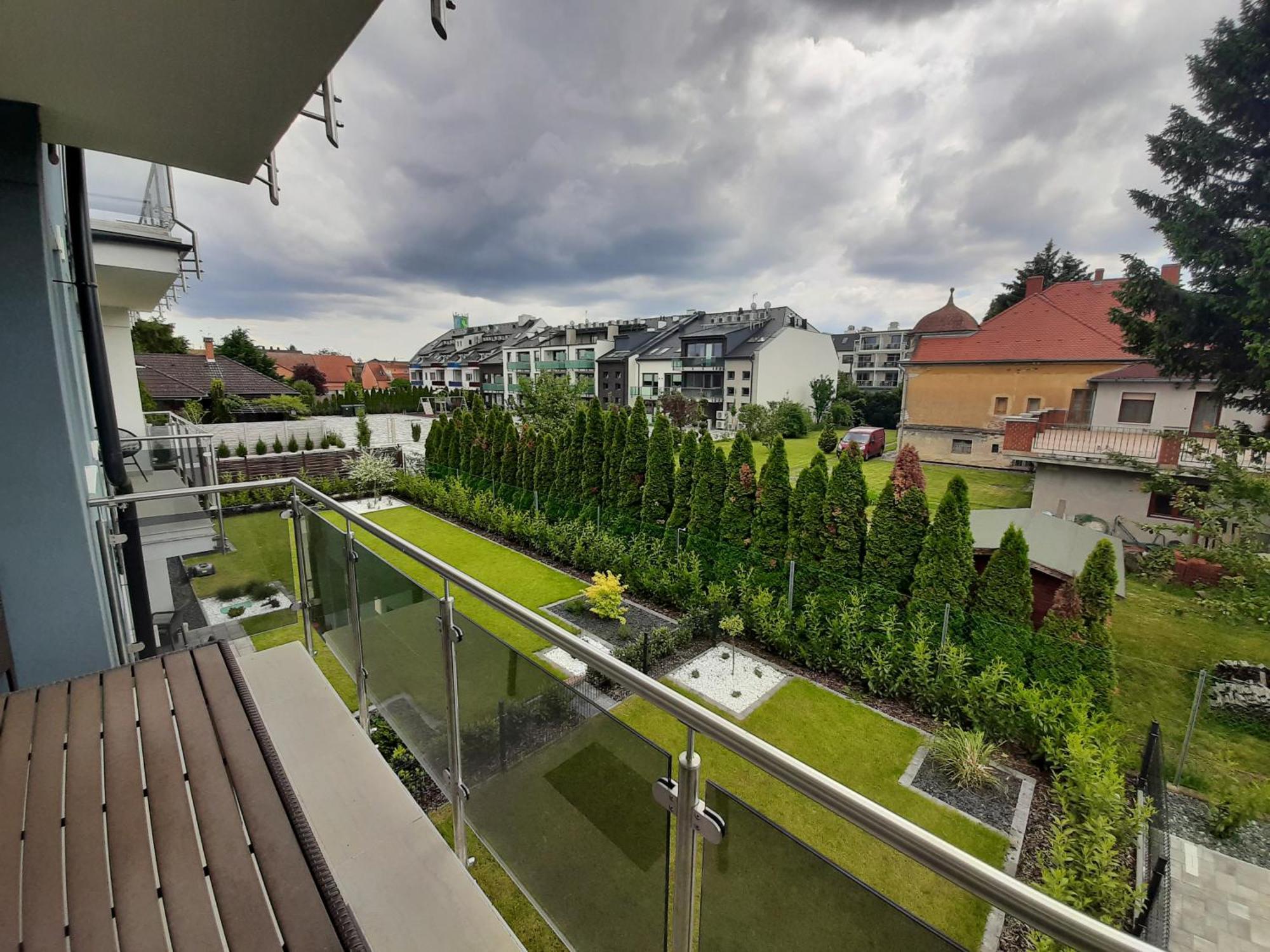 Harmony Apartments Sárvár Екстериор снимка